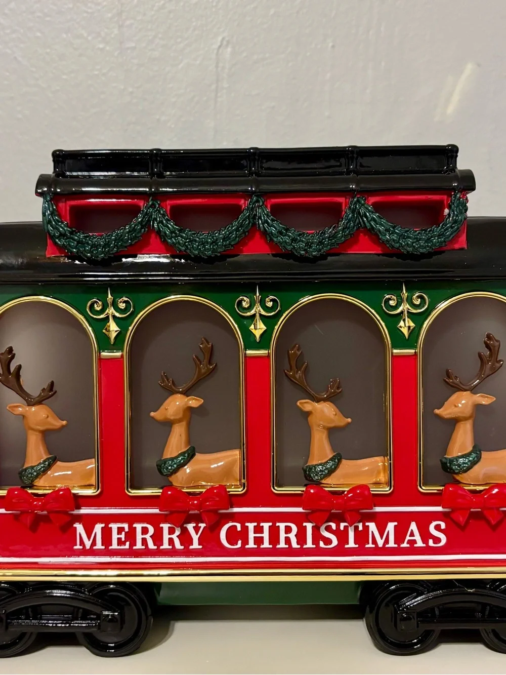 Bath & Body Works Light Up Reindeer Trolley 3-Wick Candle Holder Christmas 2025